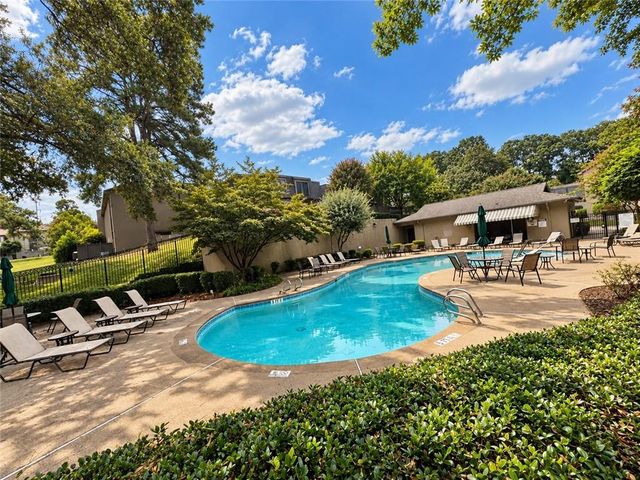 60 Ivy Parkway NE, Atlanta, GA 30342