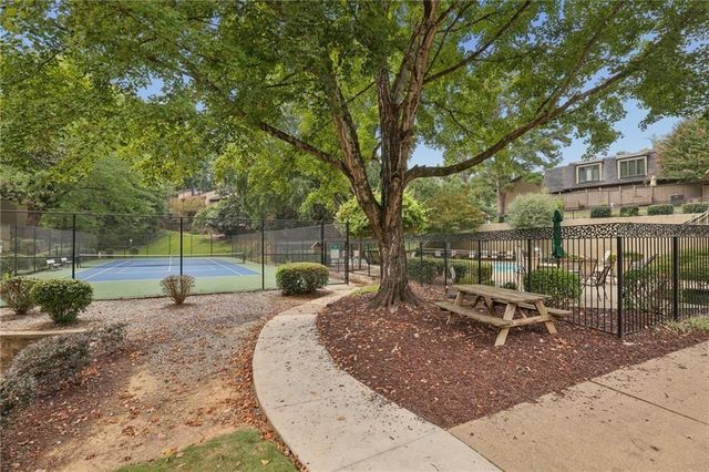 60 Ivy Parkway NE, Atlanta, GA 30342