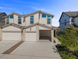 2210B Cornfield DR, Pflugerville, TX 78660