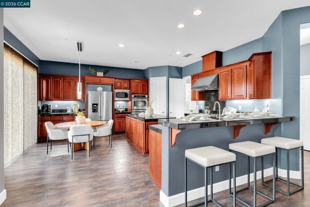 4999 Piper Glen Terrace, Dublin, CA 94568