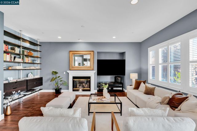 4999 Piper Glen Terrace, Dublin, CA 94568