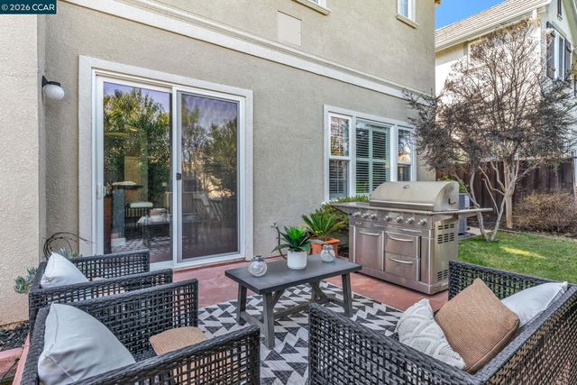 4999 Piper Glen Terrace, Dublin, CA 94568