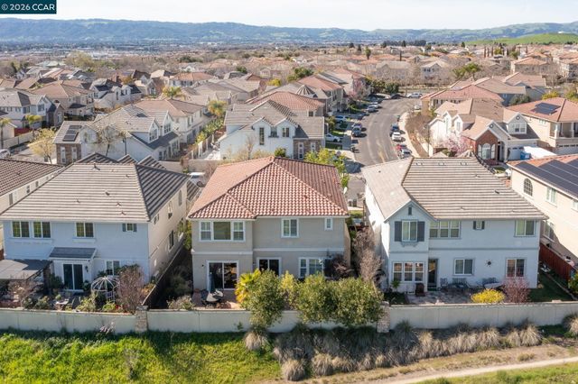 4999 Piper Glen Terrace, Dublin, CA 94568