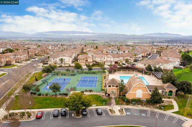 4999 Piper Glen Terrace, Dublin, CA 94568