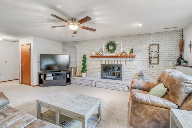 3907 3rd Street S, Moorhead, MN 56560