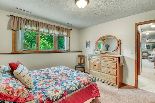 3907 3rd Street S, Moorhead, MN 56560