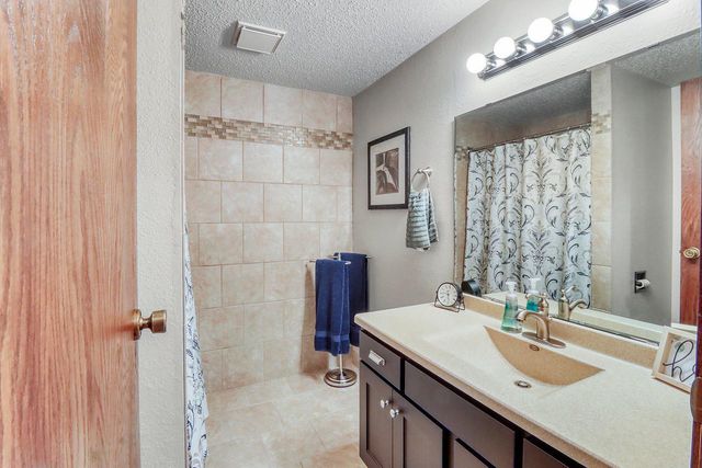 3907 3rd Street S, Moorhead, MN 56560