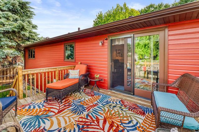 3907 3rd Street S, Moorhead, MN 56560