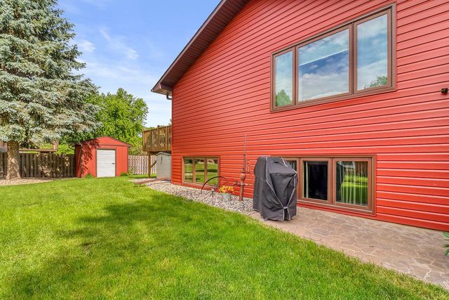 3907 3rd Street S, Moorhead, MN 56560