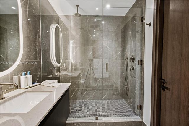 20 NE 11th Street 3111, Miami, FL 33132