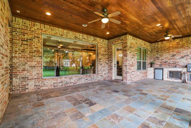 32802 Wesleyan Court, Fulshear, TX 77441