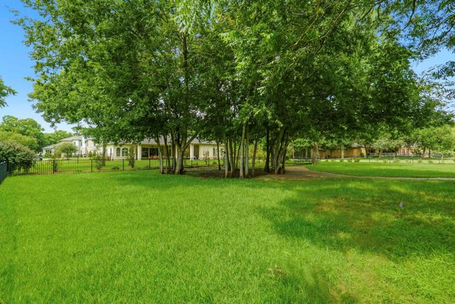32802 Wesleyan Court, Fulshear, TX 77441