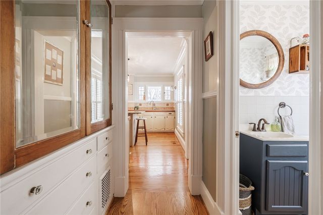 51 Fort Hill Avenue, Canandaigua City, NY 14424