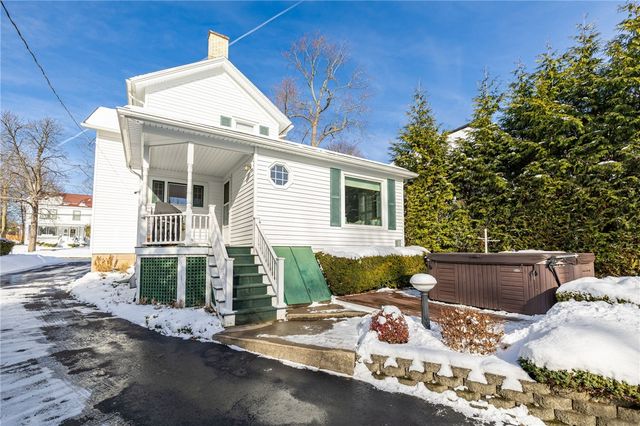 51 Fort Hill Avenue, Canandaigua City, NY 14424