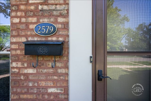 2579 West Street, River Grove, IL 60171