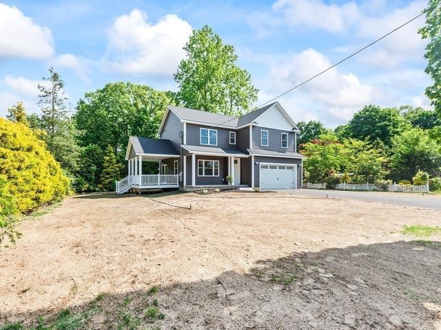 132 Barrington Road, Longmeadow, MA 01106
