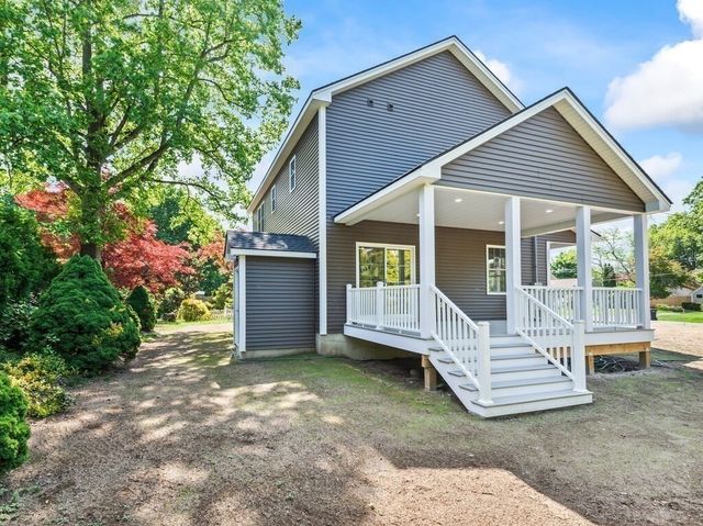 132 Barrington Road, Longmeadow, MA 01106