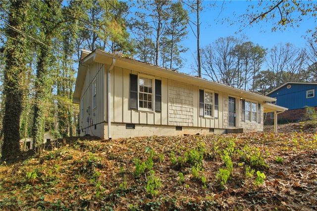 2007 Vicksburg Trail, Woodstock, GA 30189