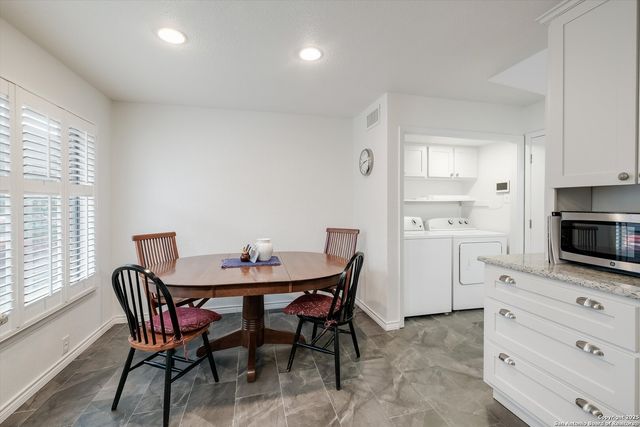 11 Gallery Ct Unit 11, San Antonio, TX 78209