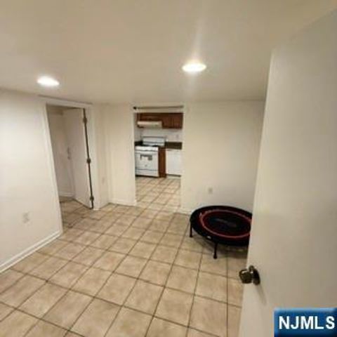 233 Jackson Avenue, Hackensack, NJ 07601