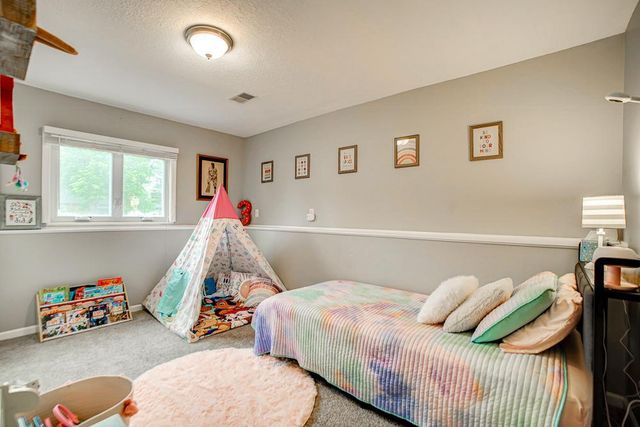 15614 Heywood Way, Apple Valley, MN 55124