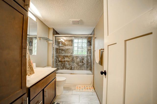 15614 Heywood Way, Apple Valley, MN 55124