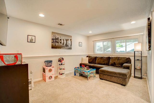 15614 Heywood Way, Apple Valley, MN 55124