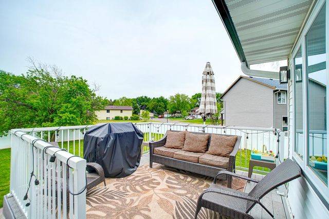 15614 Heywood Way, Apple Valley, MN 55124