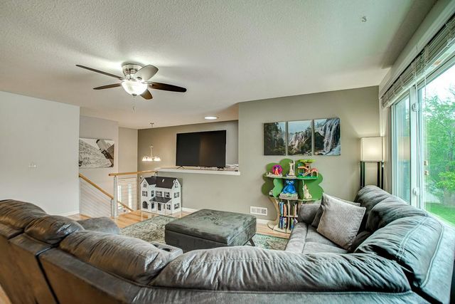 15614 Heywood Way, Apple Valley, MN 55124