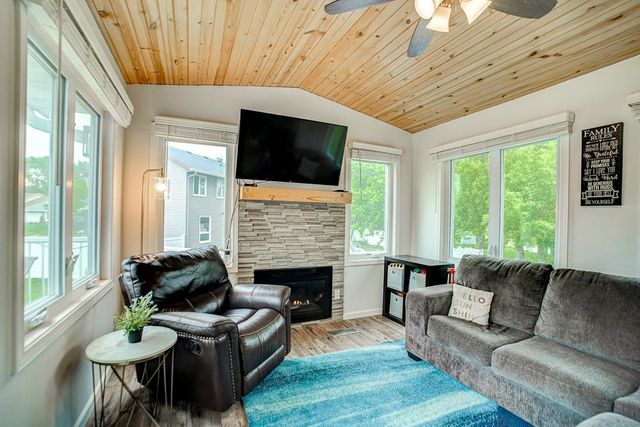 15614 Heywood Way, Apple Valley, MN 55124