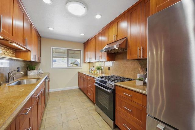 41733 Higgins Way, Fremont, CA 94539