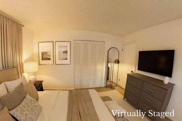 8153 SE Carlton Street, Hobe Sound, FL 33455