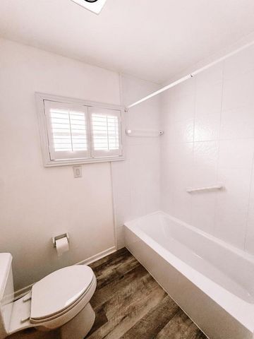 8153 SE Carlton Street, Hobe Sound, FL 33455