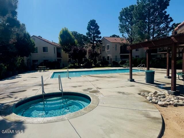 2554 Olive Drive Apt 55, Palmdale, CA 93550