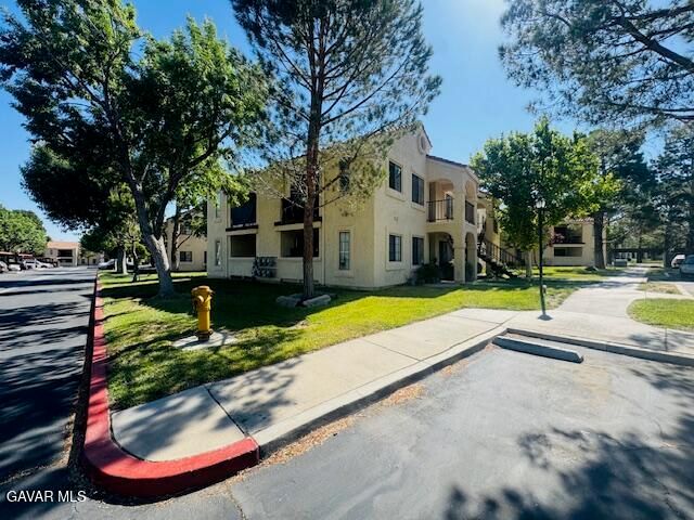 2554 Olive Drive Apt 55, Palmdale, CA 93550