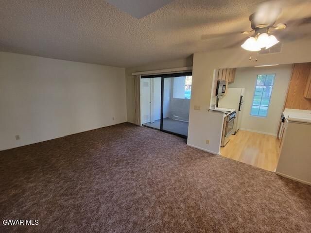 2554 Olive Drive Apt 55, Palmdale, CA 93550
