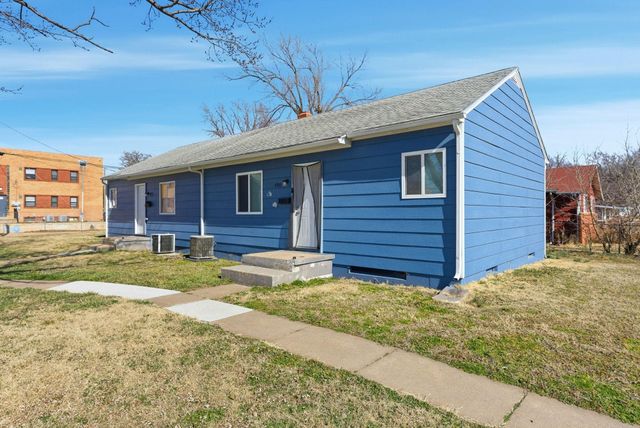 4906-4908 E Gilbert St, Wichita, KS 67218