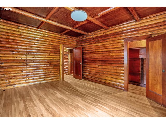 6715 Sw NORSE HALL Rd, Tualatin, OR 97062