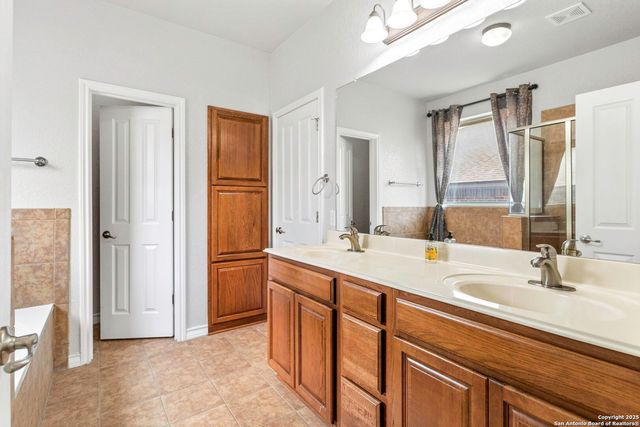 3526 Arroyo Grande, San Antonio, TX 78253