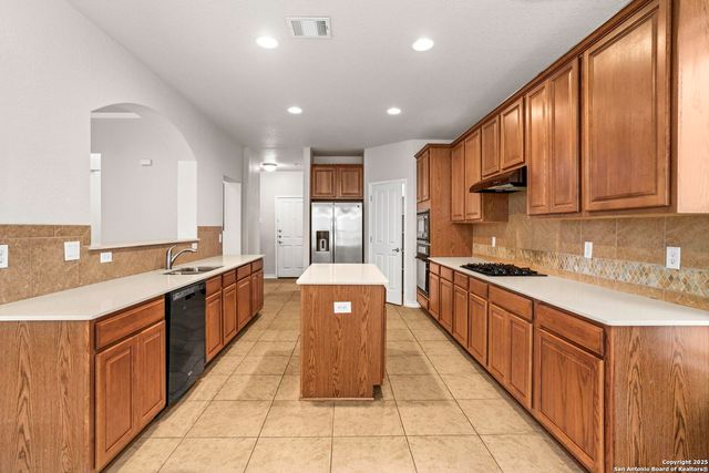 3526 Arroyo Grande, San Antonio, TX 78253