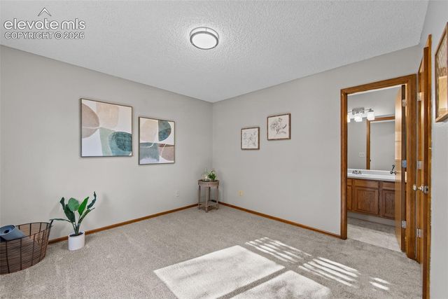 170 Creekside Lane, Colorado Springs, CO 80906