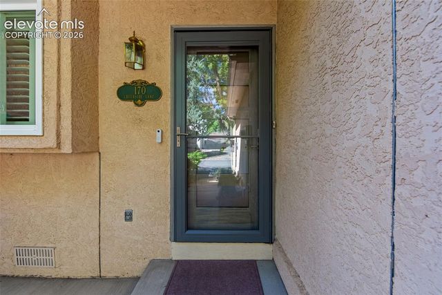 170 Creekside Lane, Colorado Springs, CO 80906