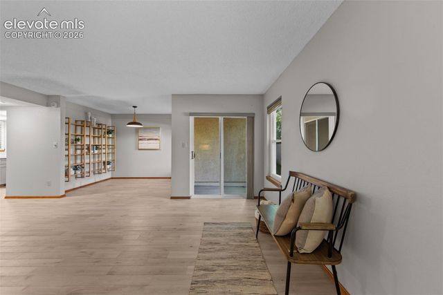 170 Creekside Lane, Colorado Springs, CO 80906