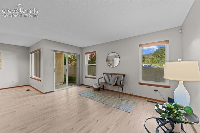 170 Creekside Lane, Colorado Springs, CO 80906