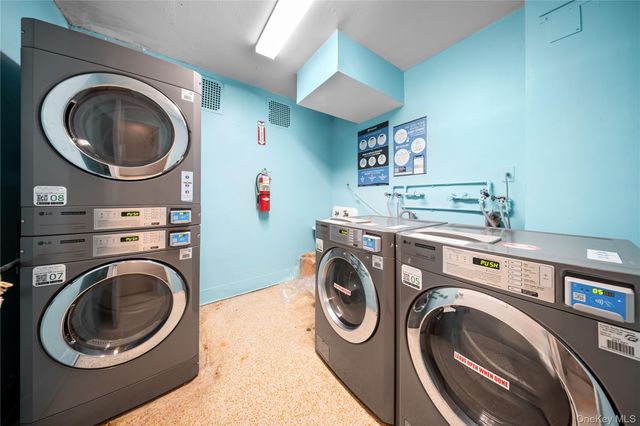 134-54 Maple Avenue 3W, Flushing, NY 11355
