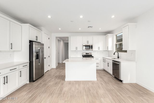 5411 W ROYAL PALM Road, Glendale, AZ 85302