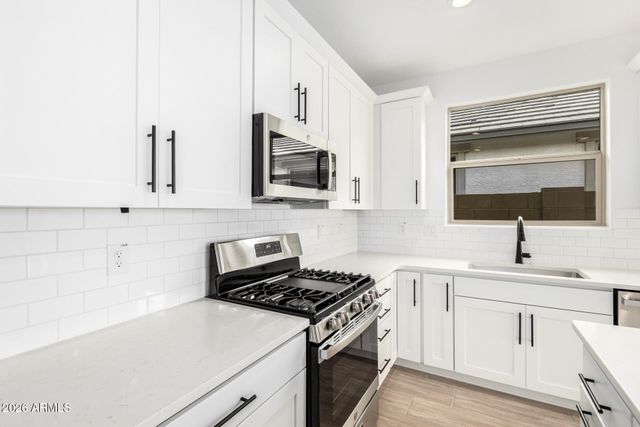 5411 W ROYAL PALM Road, Glendale, AZ 85302