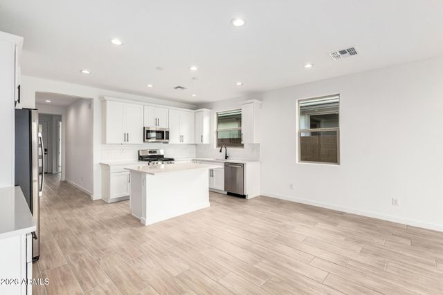 5411 W ROYAL PALM Road, Glendale, AZ 85302