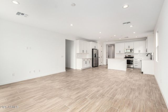 5411 W ROYAL PALM Road, Glendale, AZ 85302