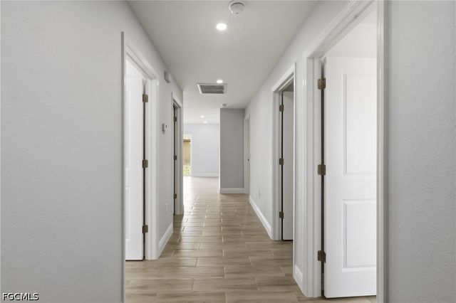 2955 Dunbar AVE A, Fort Myers, FL 33916